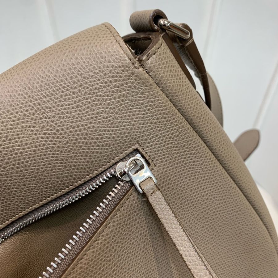 Celine 大象灰經典馬鞍 斜背包 XB570-64