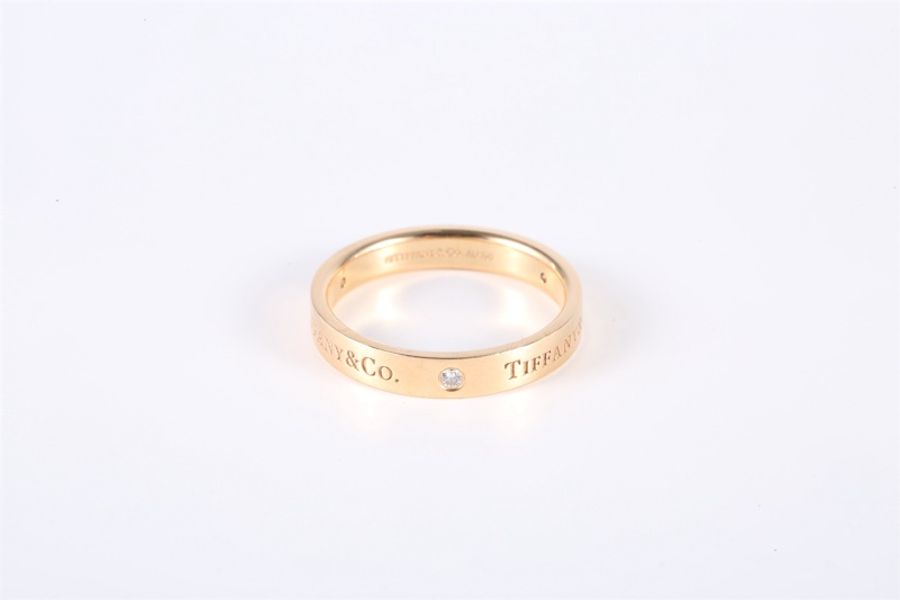 TIFFANY&CO(蒂芙尼) 18K玫瑰金 鑽石 玫瑰金 經典款band 窄版三鑽戒指 18K-3