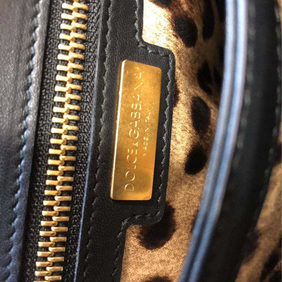 全新D&G BLACK LACE BAG-2