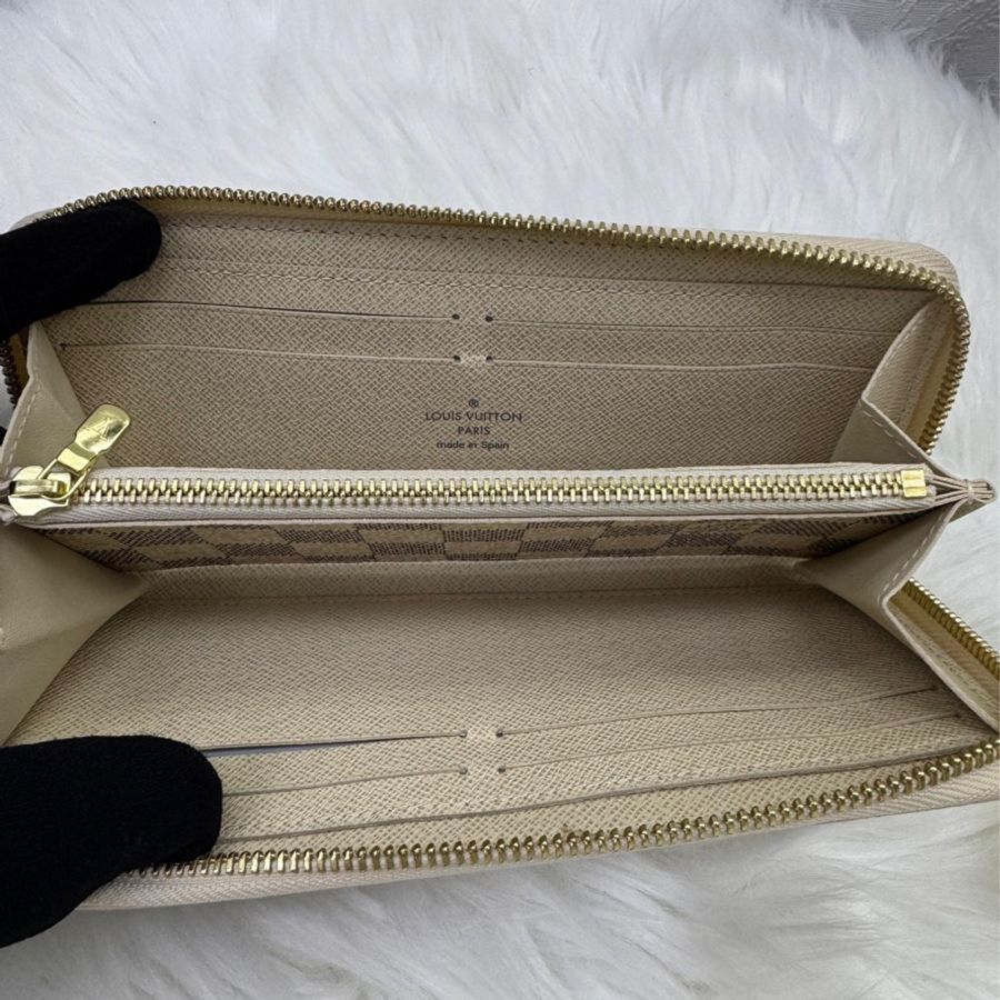 Louis Vuitton clemence wallet-5