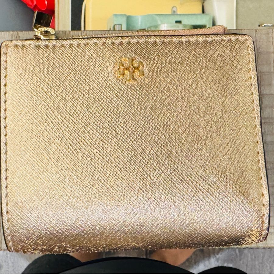 TORY BURCH 玫瑰金防刮皮短夾-0