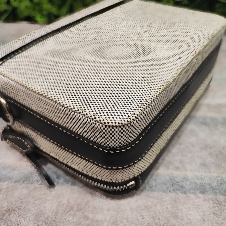 Burberry Camera Bag-8