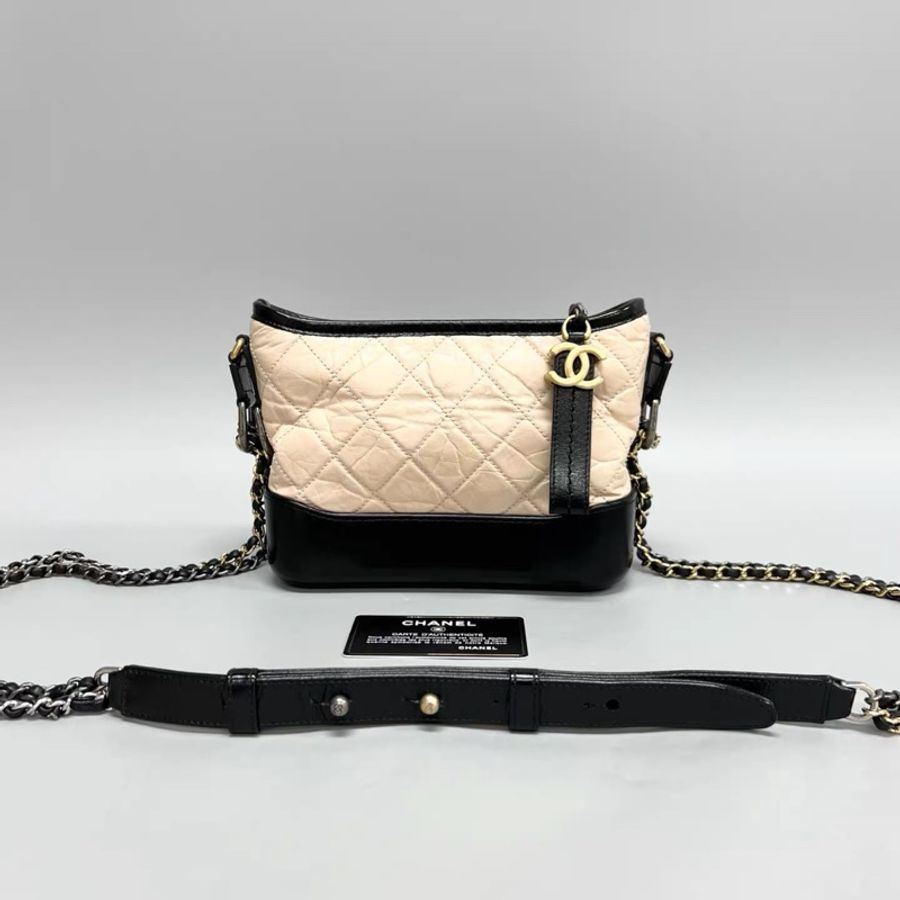Chanel 米色拼黑色小號流浪包-0