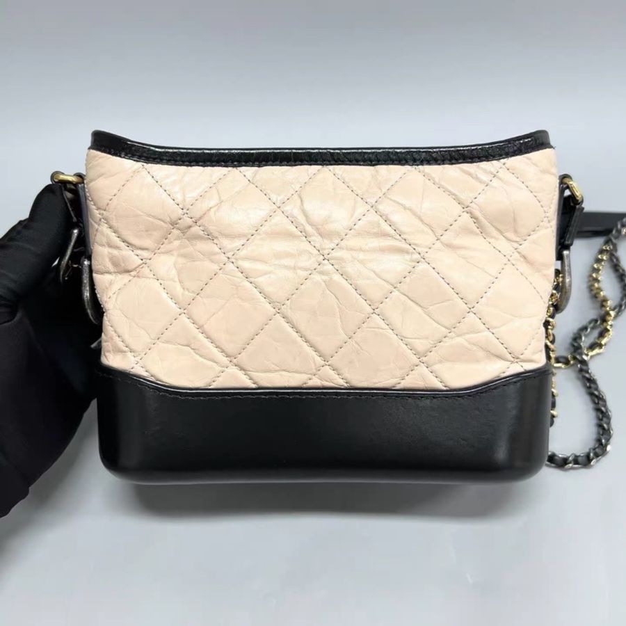 Chanel 米色拼黑色小號流浪包-6