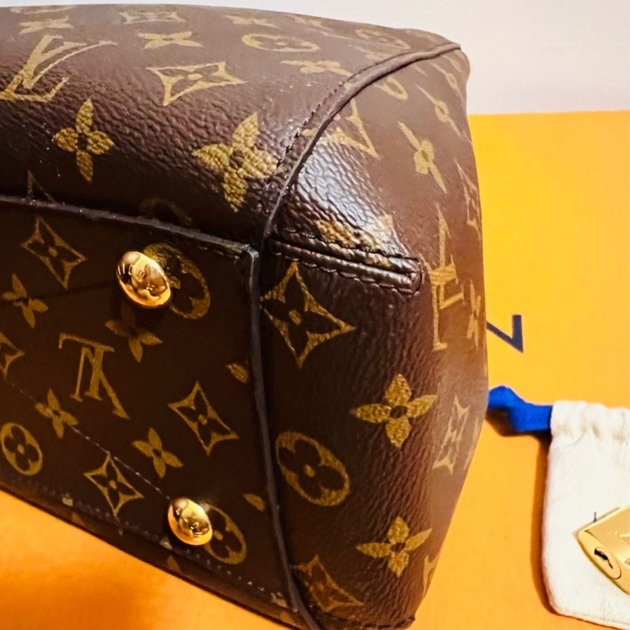 (已降價)❤️LV中款蒙恬包❤️M41056~ 95近新「LV MONTAIGNE BB 」~肩背包、手提包、斜背包-9