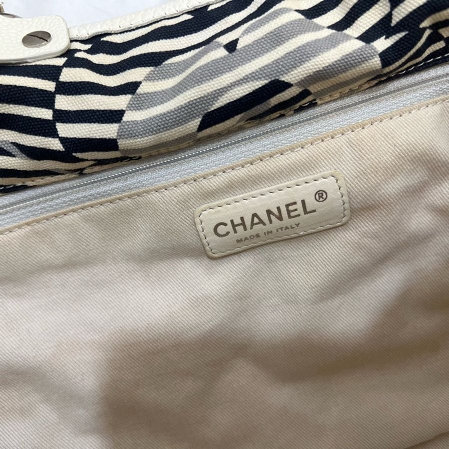 Chanel 山茶花托特包-7