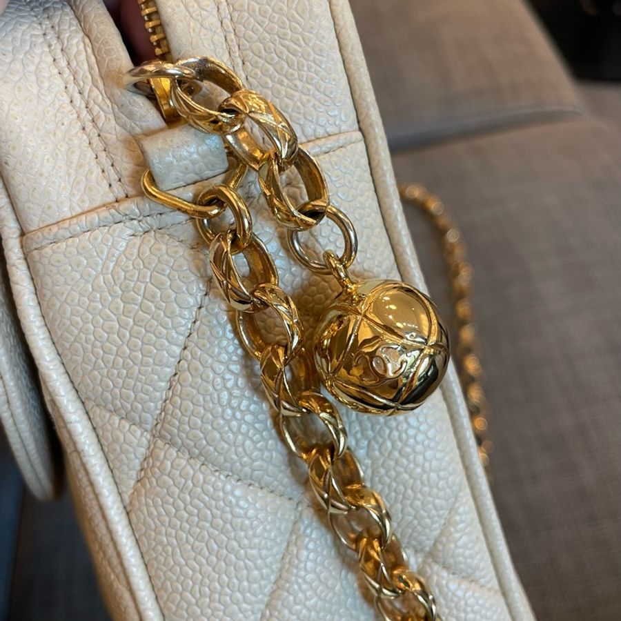 Chanel Vintage 荔枝皮大金球雕花鏈條包-2