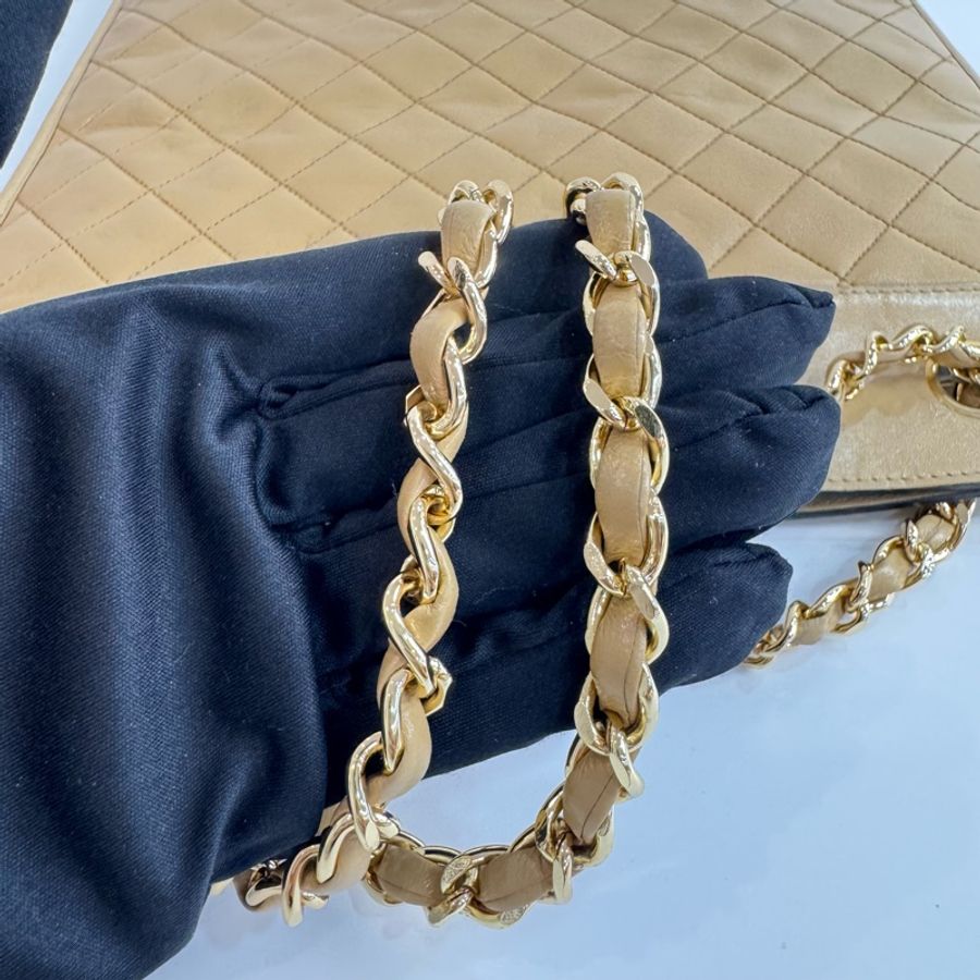 Chanel CARA Vintage奶茶色琴譜包-20