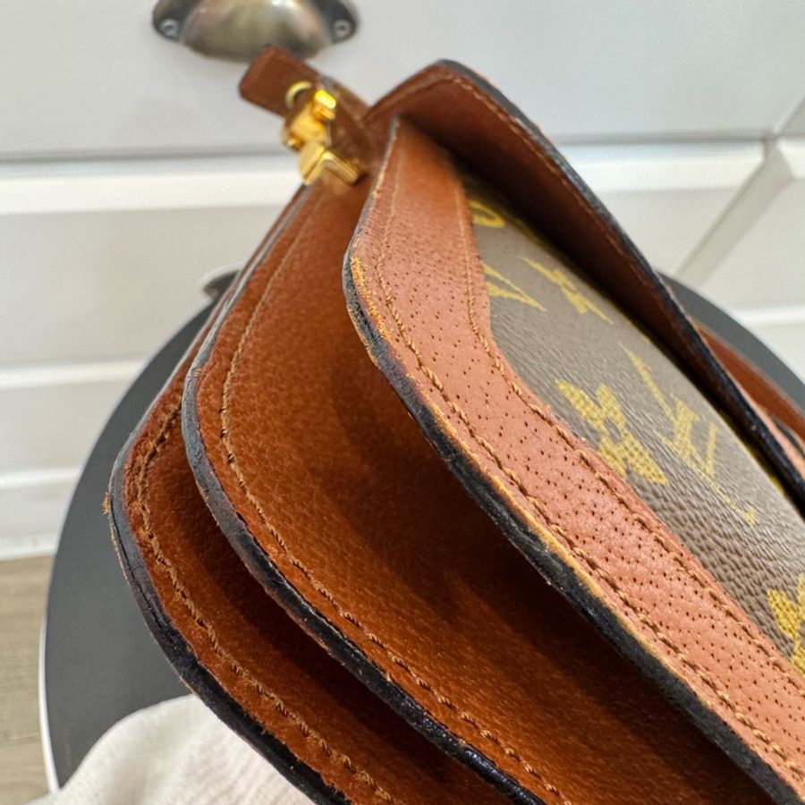 Louis Vuitton 紅皮肩背包-10