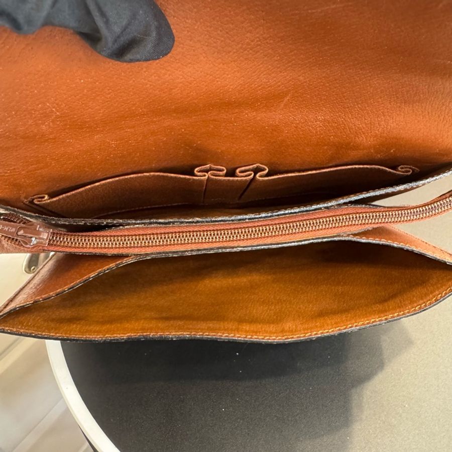 Louis Vuitton 紅皮肩背包-23