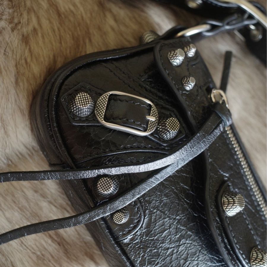 ▪️現貨秒出▪️Balenciaga Le Cagole Sling XS 巴黎世家皮革腋下包-5