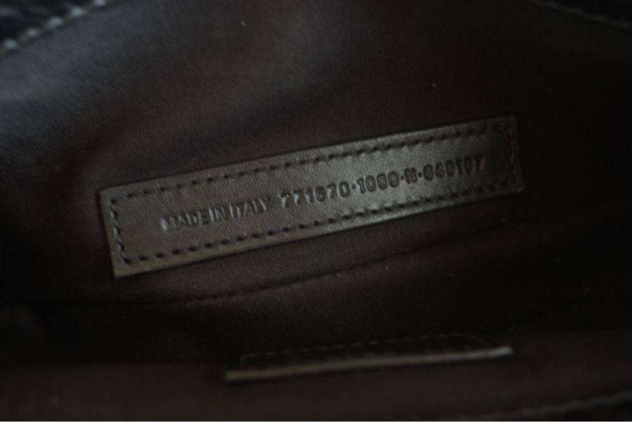 ▪️現貨秒出▪️Balenciaga Le Cagole Sling XS 巴黎世家皮革腋下包-11