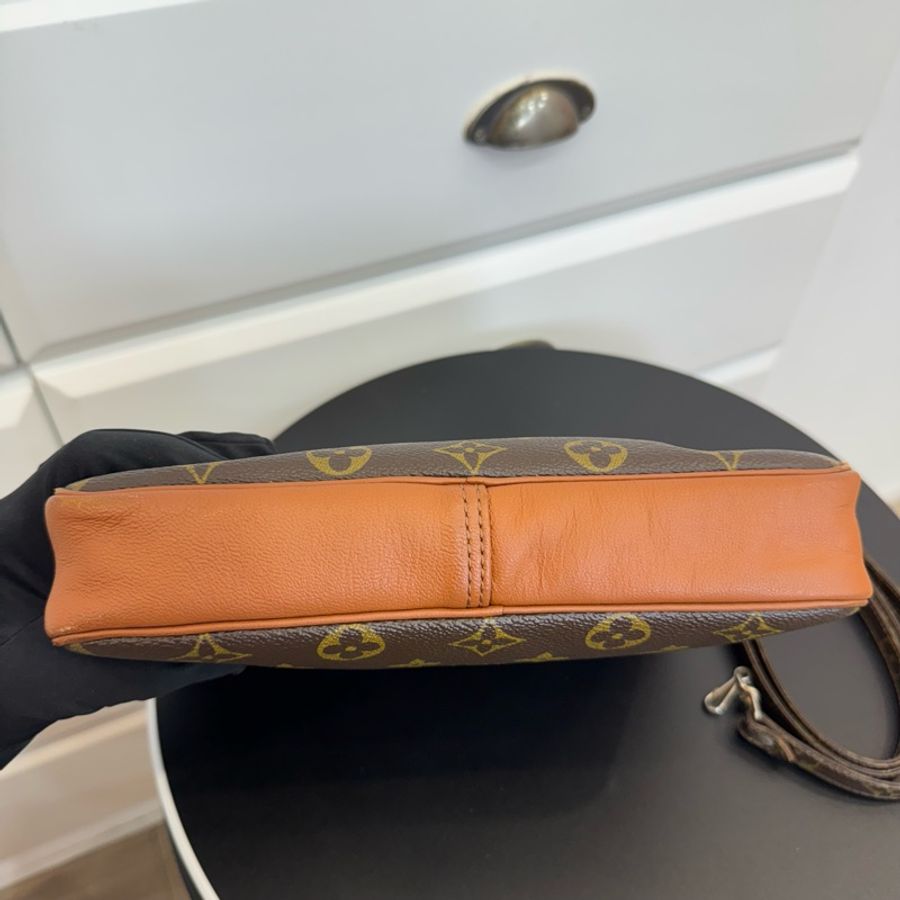【赫蒂國際精品】 Louis Vuitton 路易威登 紅皮老花方形斜背包 vintage-7