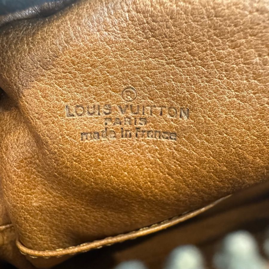 【赫蒂國際精品】 Louis Vuitton 路易威登 紅皮老花方形斜背包 vintage-9
