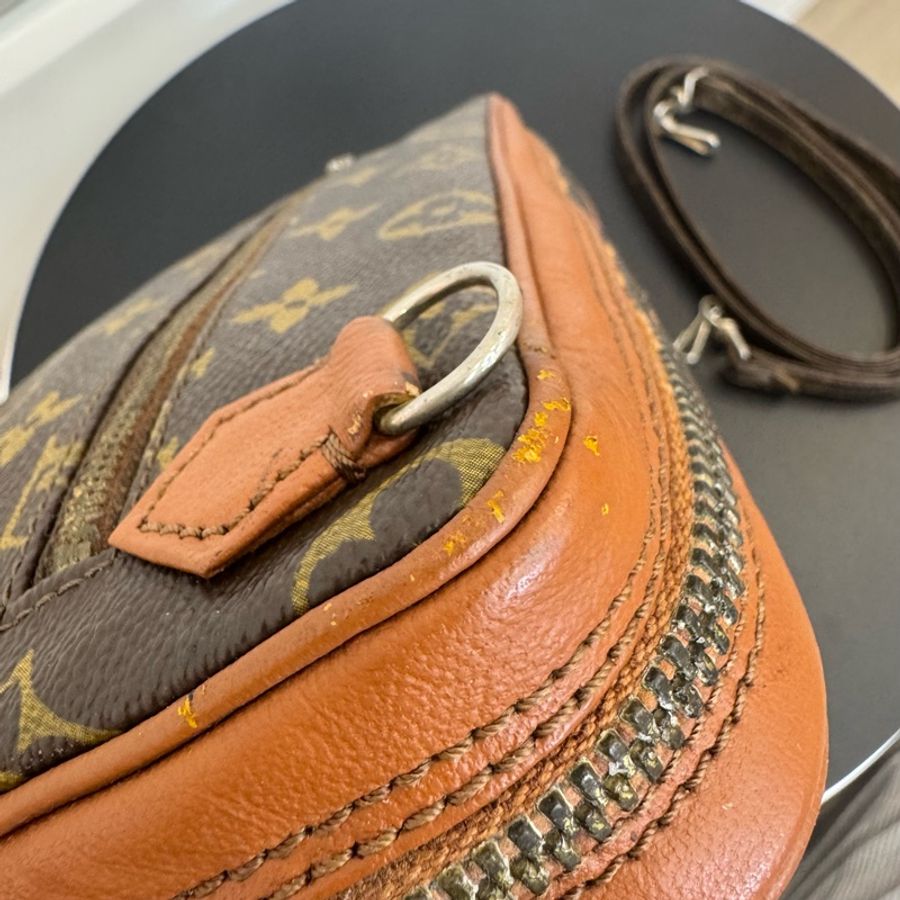 【赫蒂國際精品】 Louis Vuitton 路易威登 紅皮老花方形斜背包 vintage-16