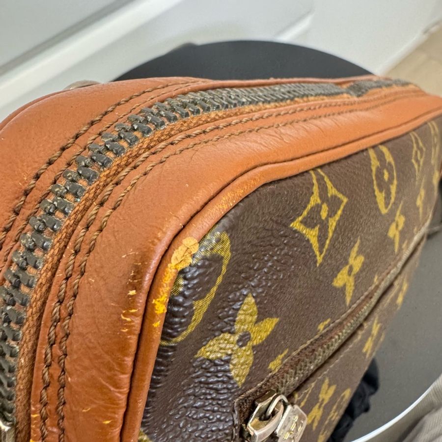【赫蒂國際精品】 Louis Vuitton 路易威登 紅皮老花方形斜背包 vintage-18