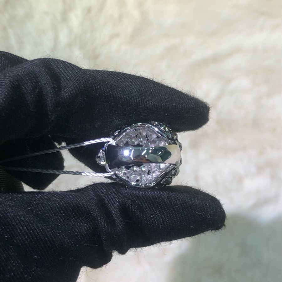 Swarovski 司華洛世奇 銀色水鑽戒指 XB367-2