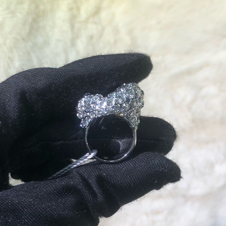 Swarovski 司華洛世奇 銀色水鑽戒指 XB367-6