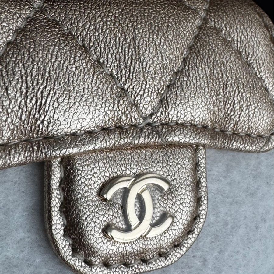 Chanel金色雙子星零錢包掛件 VIC禮品-7