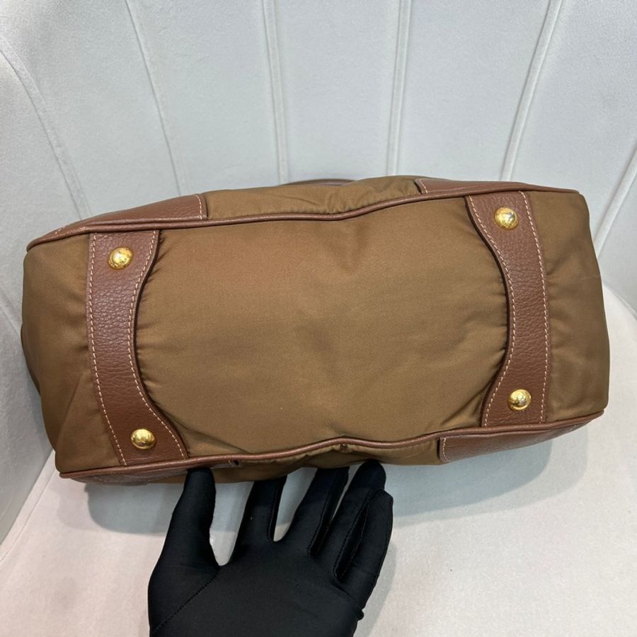 Prada 啡色降落傘手提袋 XA276-5