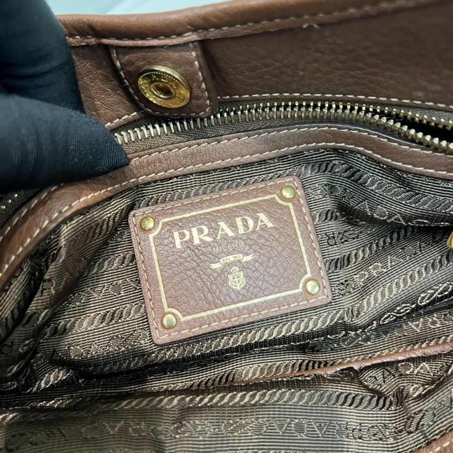 Prada 啡色降落傘手提袋 XA276-10