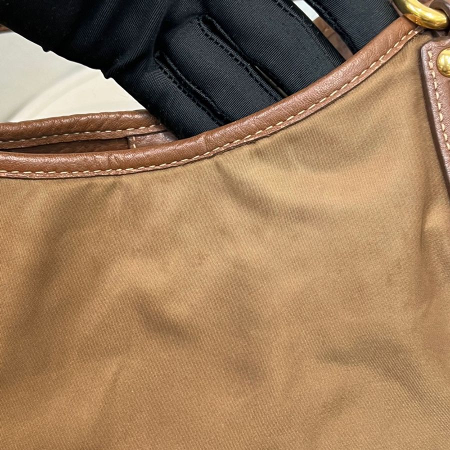 Prada 啡色降落傘手提袋 XA276-23