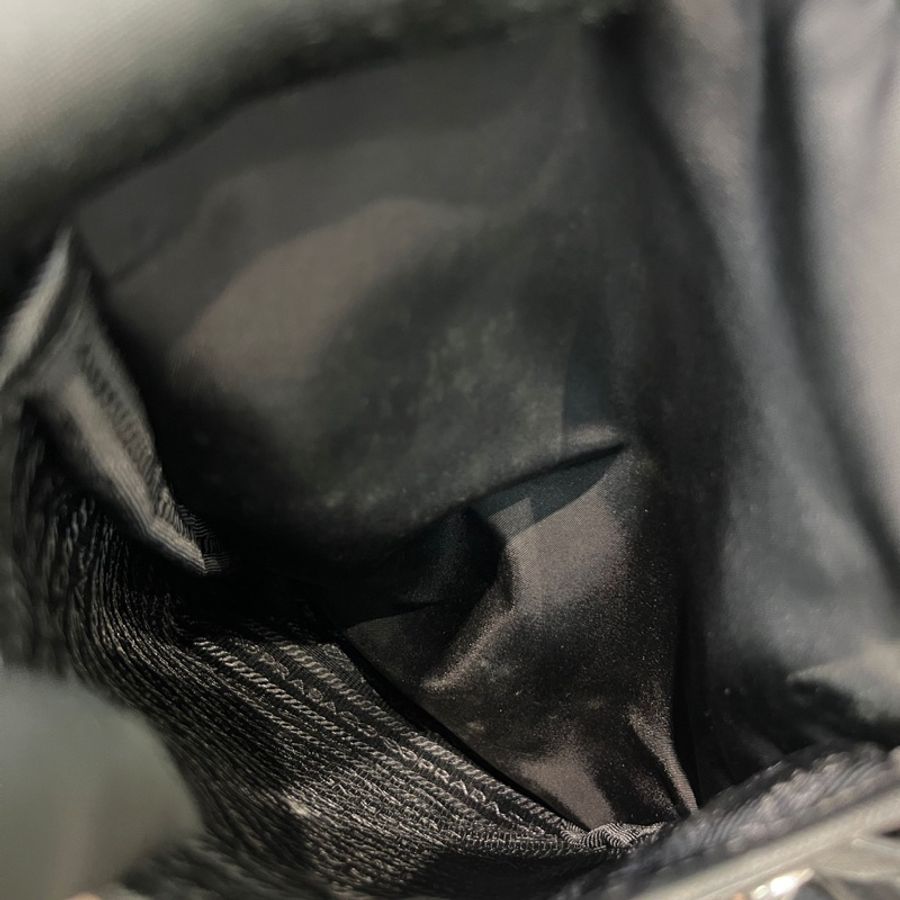 Prada 降落傘黑色斜孭袋 XA957-13