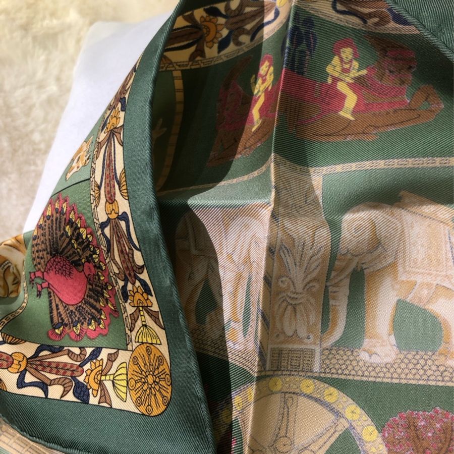 HERMÉS 中古綠色埃及系列絲巾 O697-3