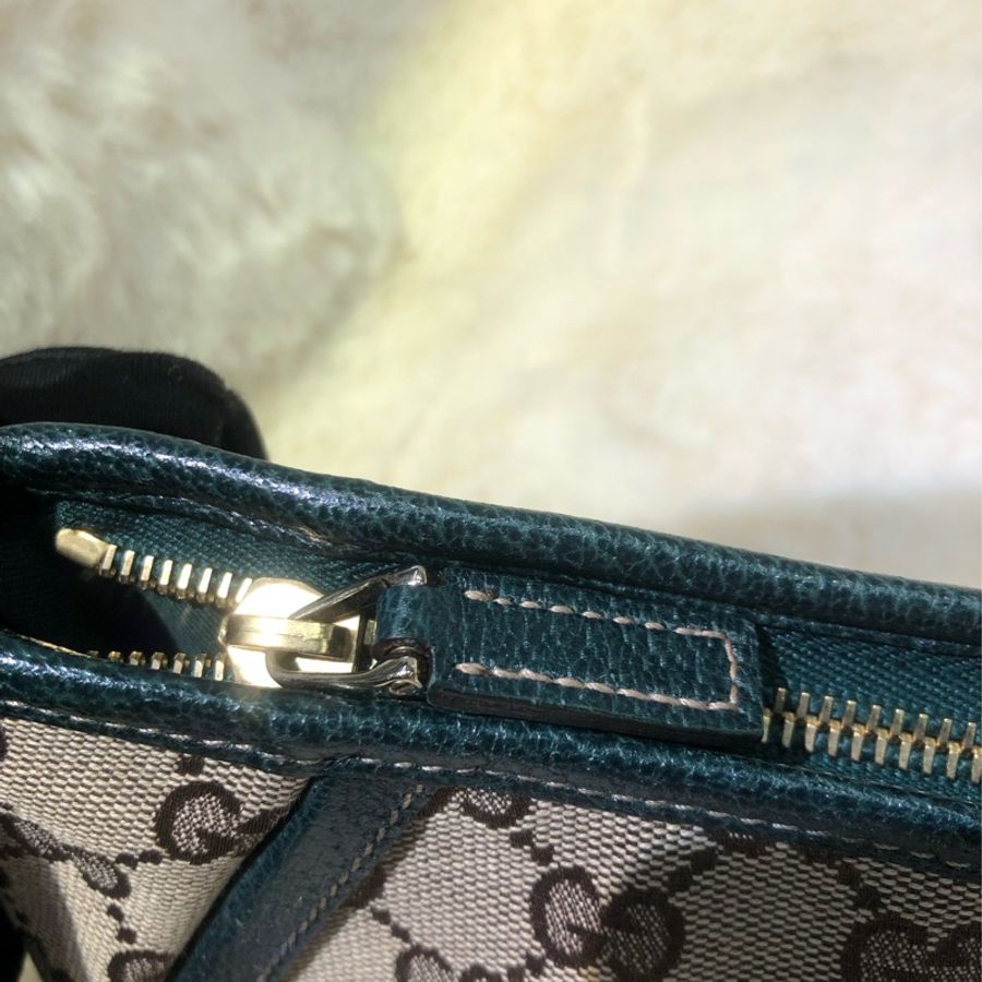 Gucci 古馳墨綠色老花布料腋下包 XB204-42