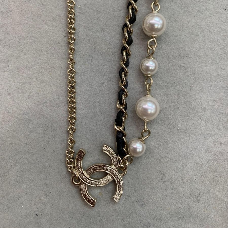 CHANEL 珍珠雙層 皮穿鏈 閃石雙C logo項鏈 X950-10