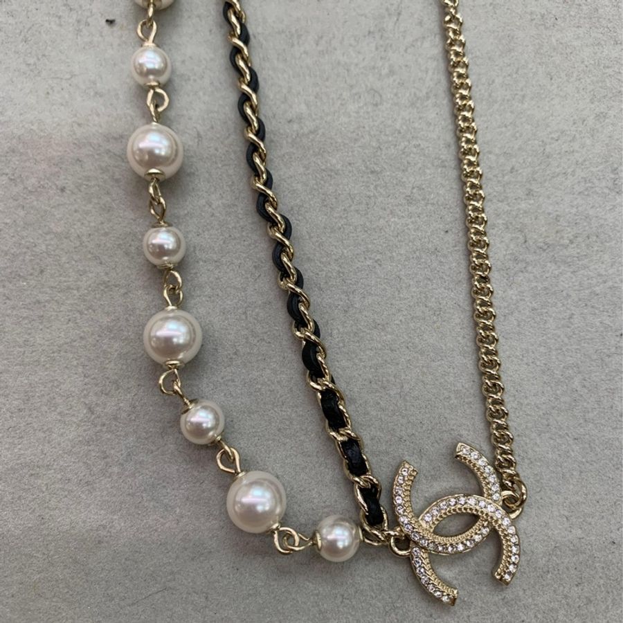 CHANEL 珍珠雙層 皮穿鏈 閃石雙C logo項鏈 X950-13
