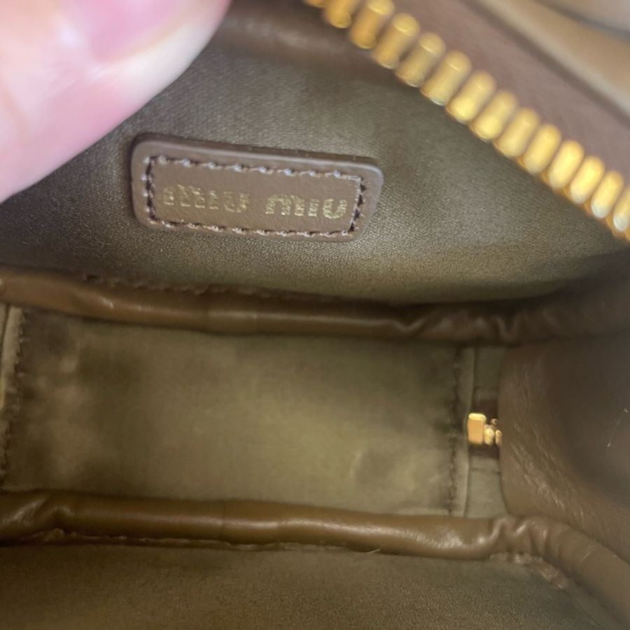 Miu Miu Beau 皮革小微型袋-9