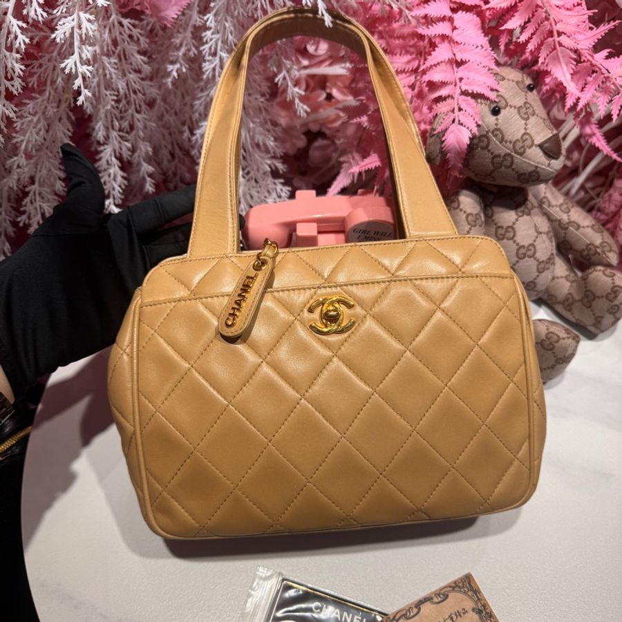 Chanel vintage 奶茶色肩背包/手提包/王吉娜古董精品-0