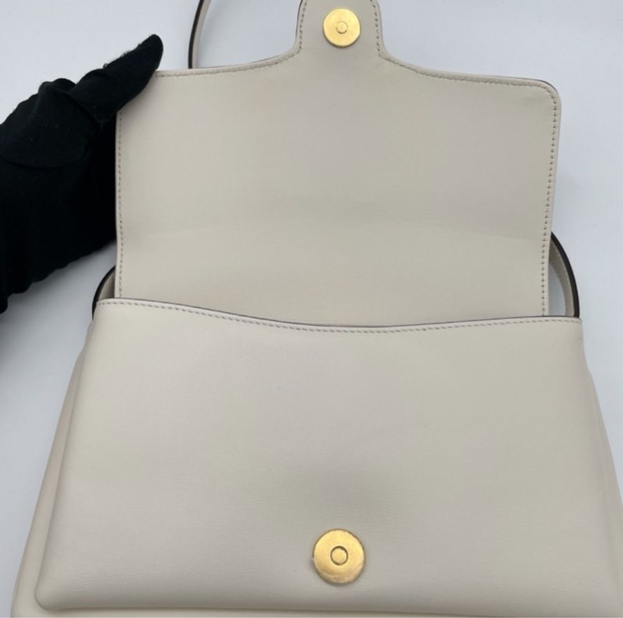 GUCCI 9新 超可愛 Marmont #GUCCI#馬夢#白金-33
