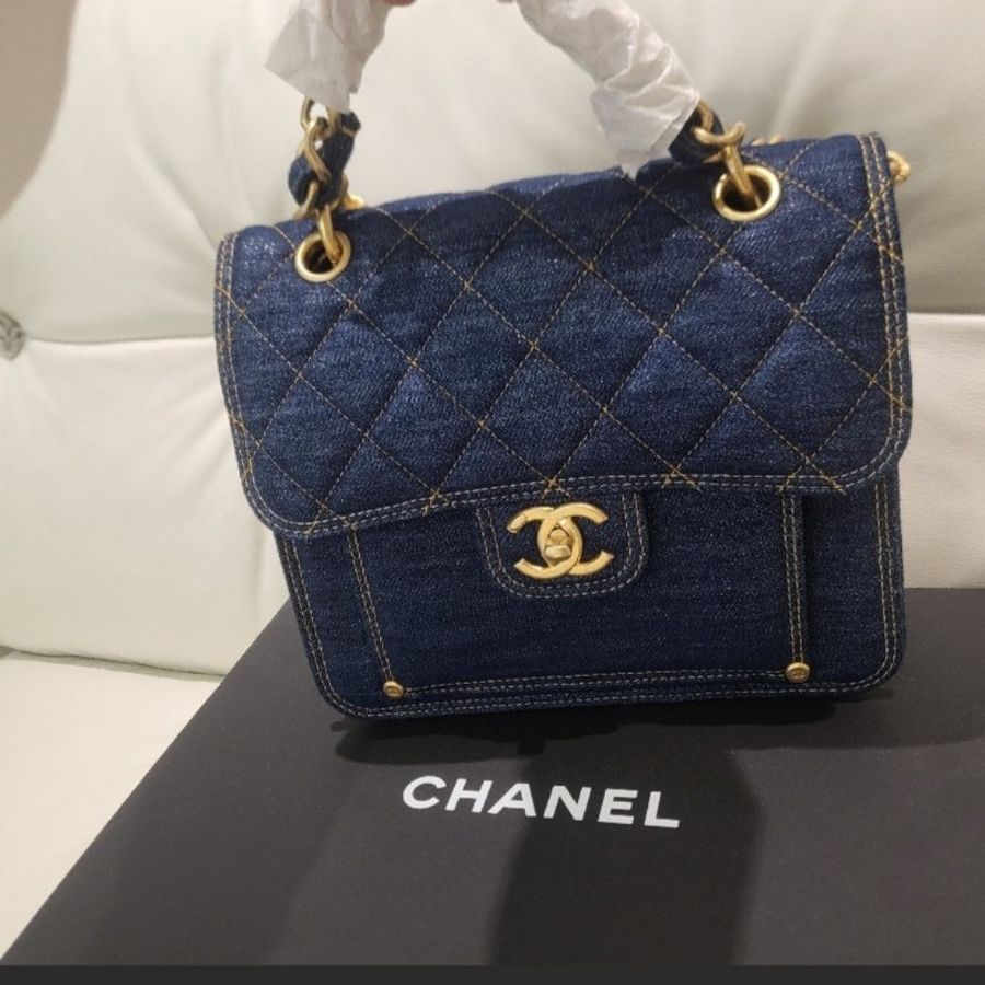 chanel牛仔包-1