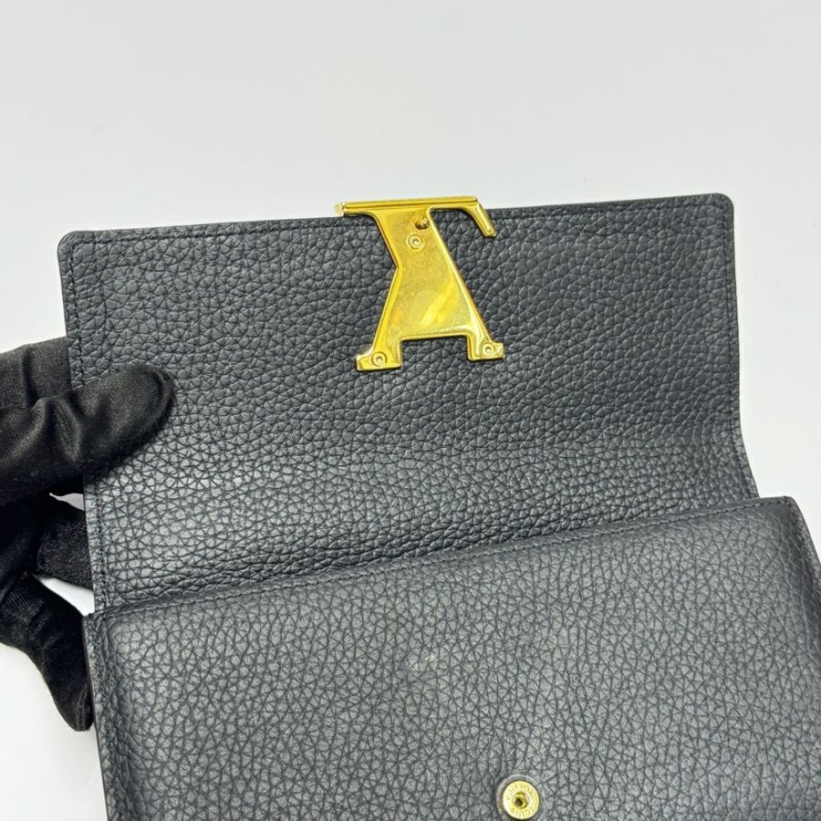 （超新 全套配件🎁） LV M61248 Capucines 黑長夾 專櫃53500-9