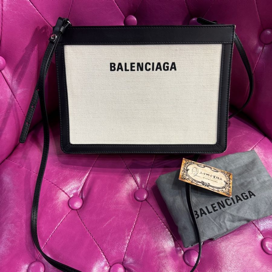 巴黎世家Balenciaga帆布拼皮斜背包/王吉娜古董精品-2