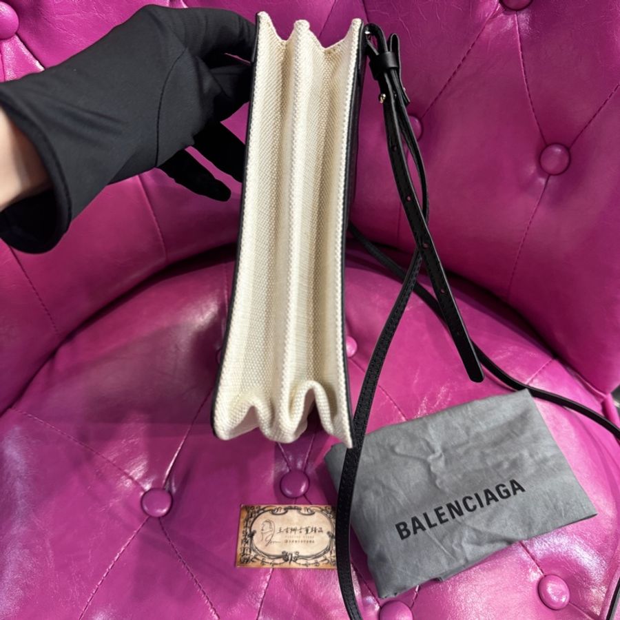 巴黎世家Balenciaga帆布拼皮斜背包/王吉娜古董精品-3