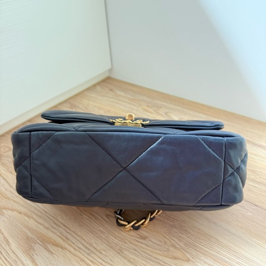 CHANEL 19 口蓋包 菱格紋 手提 肩背包 深藍19包 26CM 原廠盒子/防塵袋-2