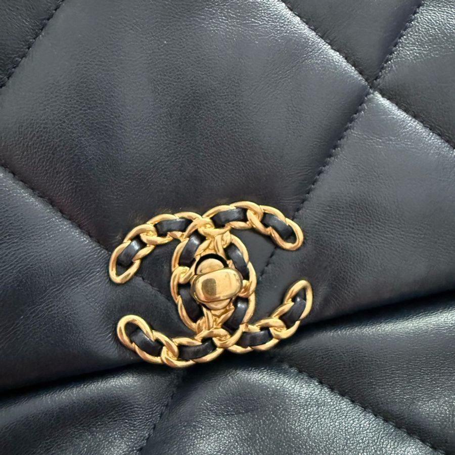 CHANEL 19 口蓋包 菱格紋 手提 肩背包 深藍19包 26CM 原廠盒子/防塵袋-3
