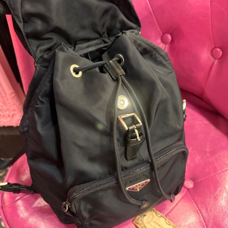Prada深藍色後背包/王吉娜古董精品-8