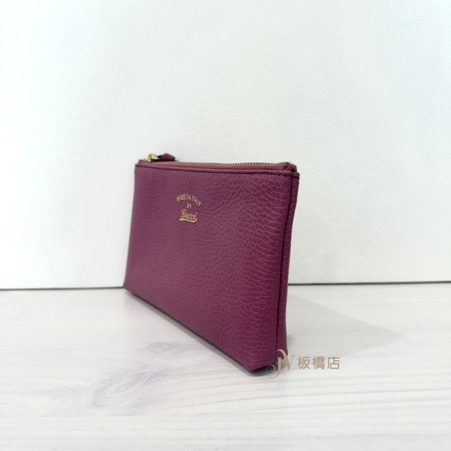 gucci桃紅牛皮金色草寫logo拉鍊小可愛806480512-1