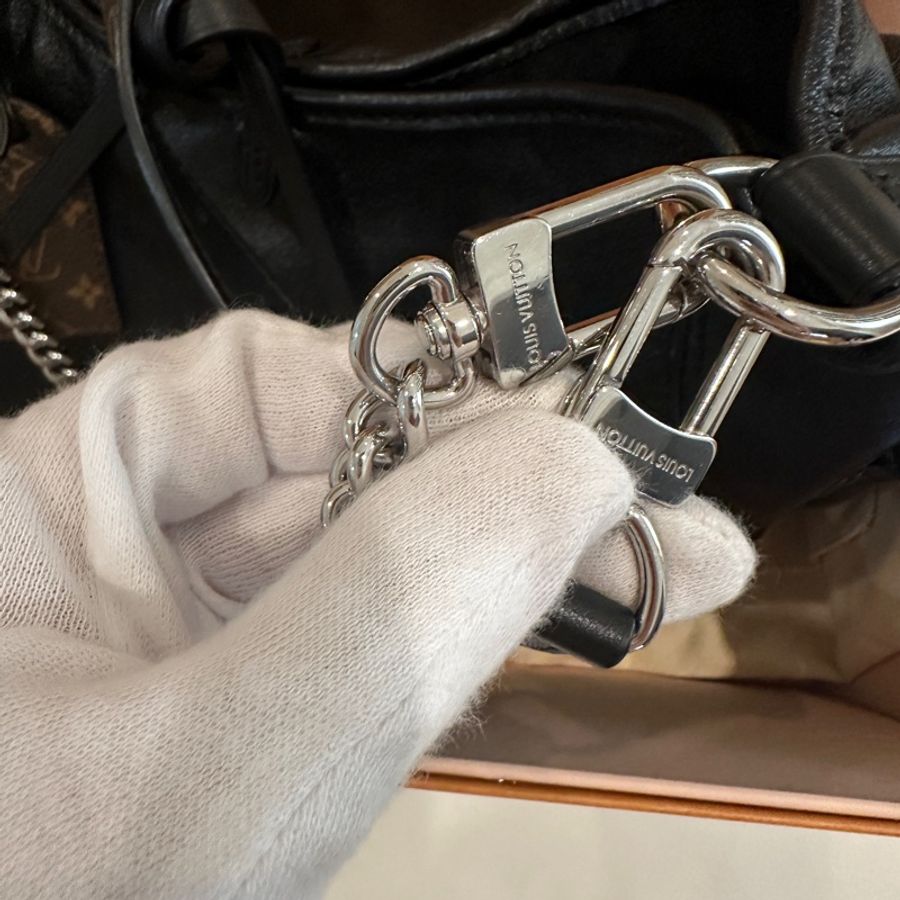 Louis Vuitton LV CarryAll cargo vibe PM 黑武士-19