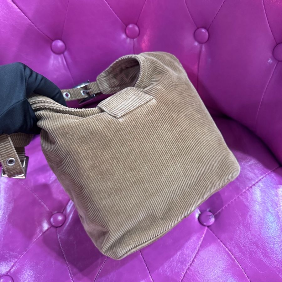 Fendi 燈芯絨肩背包/王吉娜古董精品-4