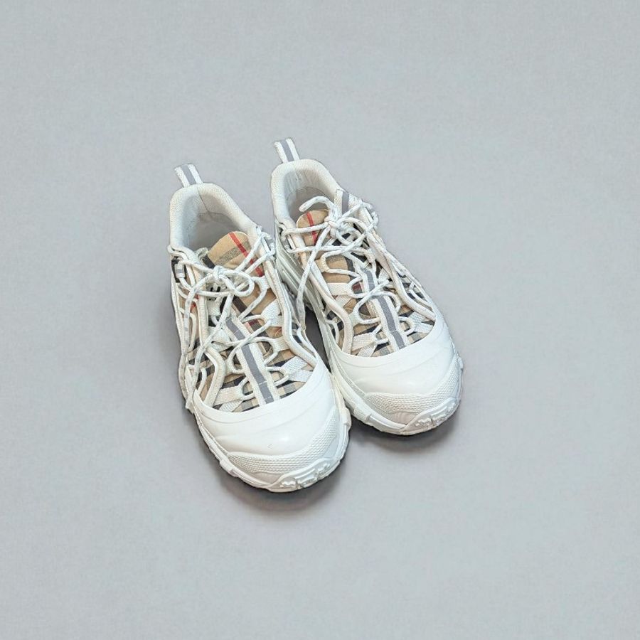 莉亞精品♡Burberry 經典白老爹鞋41-0