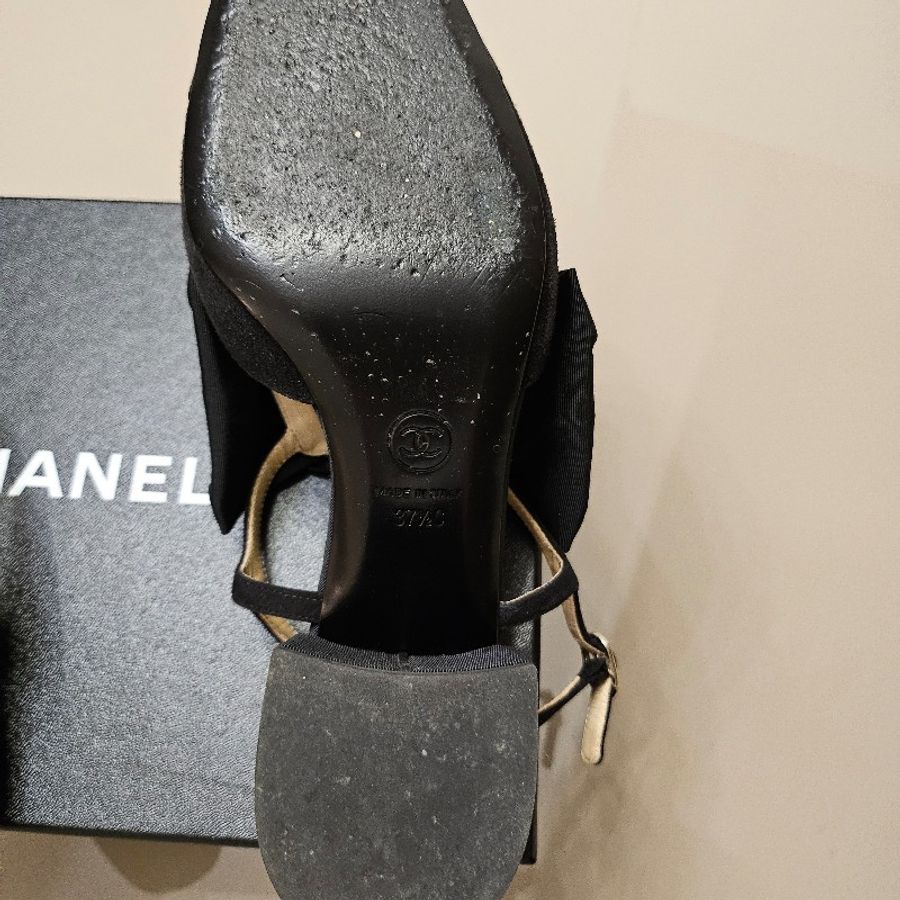 chanel黑色絲絨山茶花鞋頭拼接緞面-8