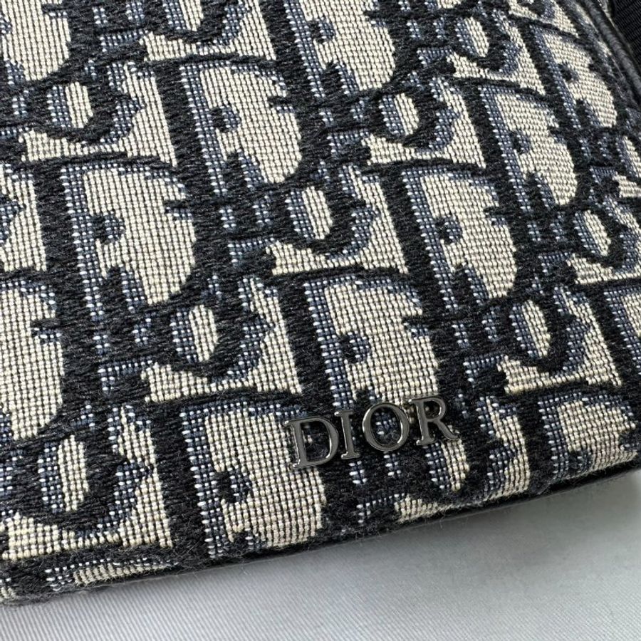 DIOR Oblique刺繡相機包-8