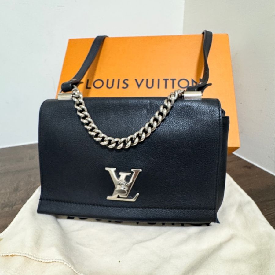 LV Lookme 黑色小牛皮錬條包-9