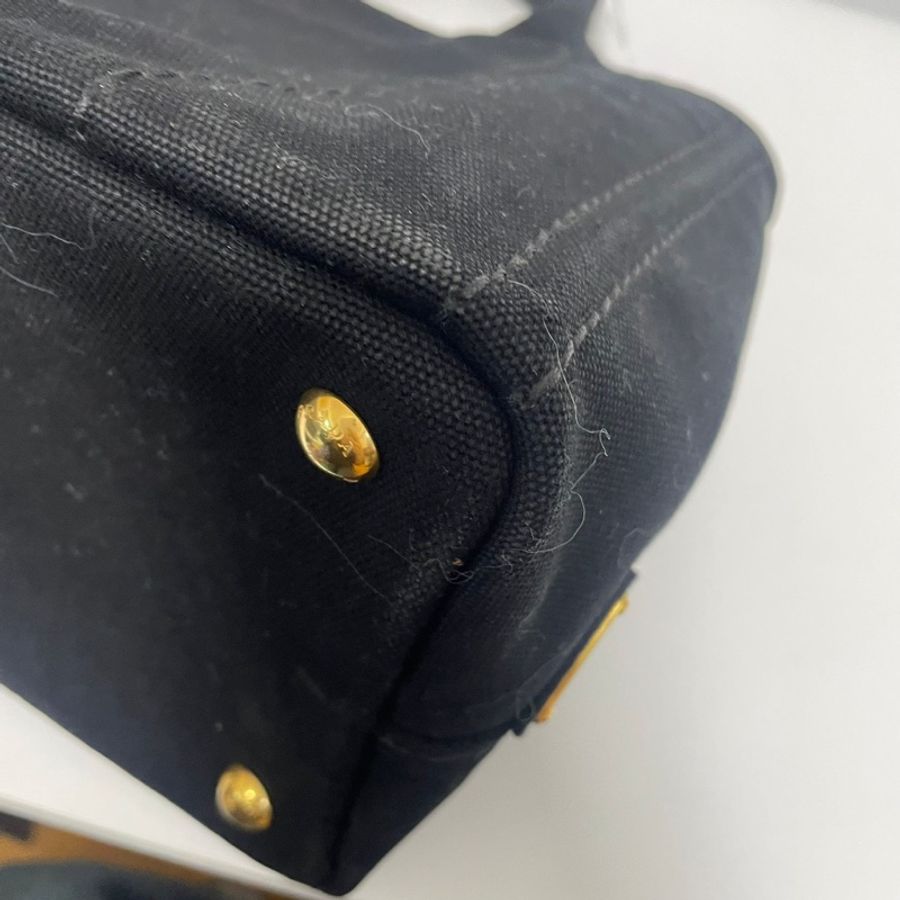 Prada 黑色經典帆布手提包-10