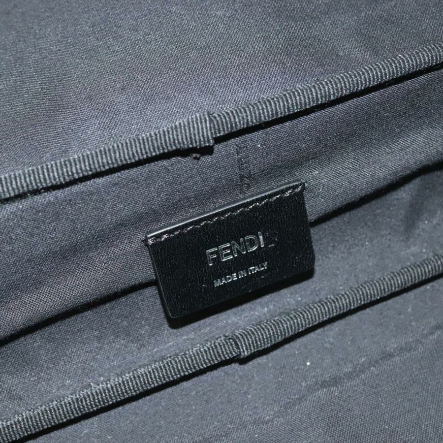 【日本直送】FENDI Zucca帆布手拿包 暢貨中心 黑色 灰色 正品 131527-8